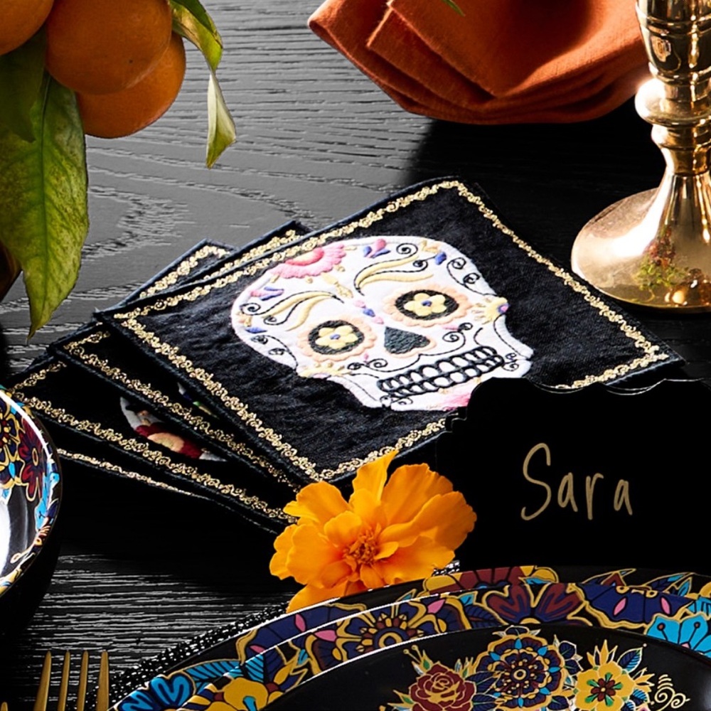 Williams Sonoma NWT
Day of the Dead/Halloween Embroidered Coasters, Set of 4